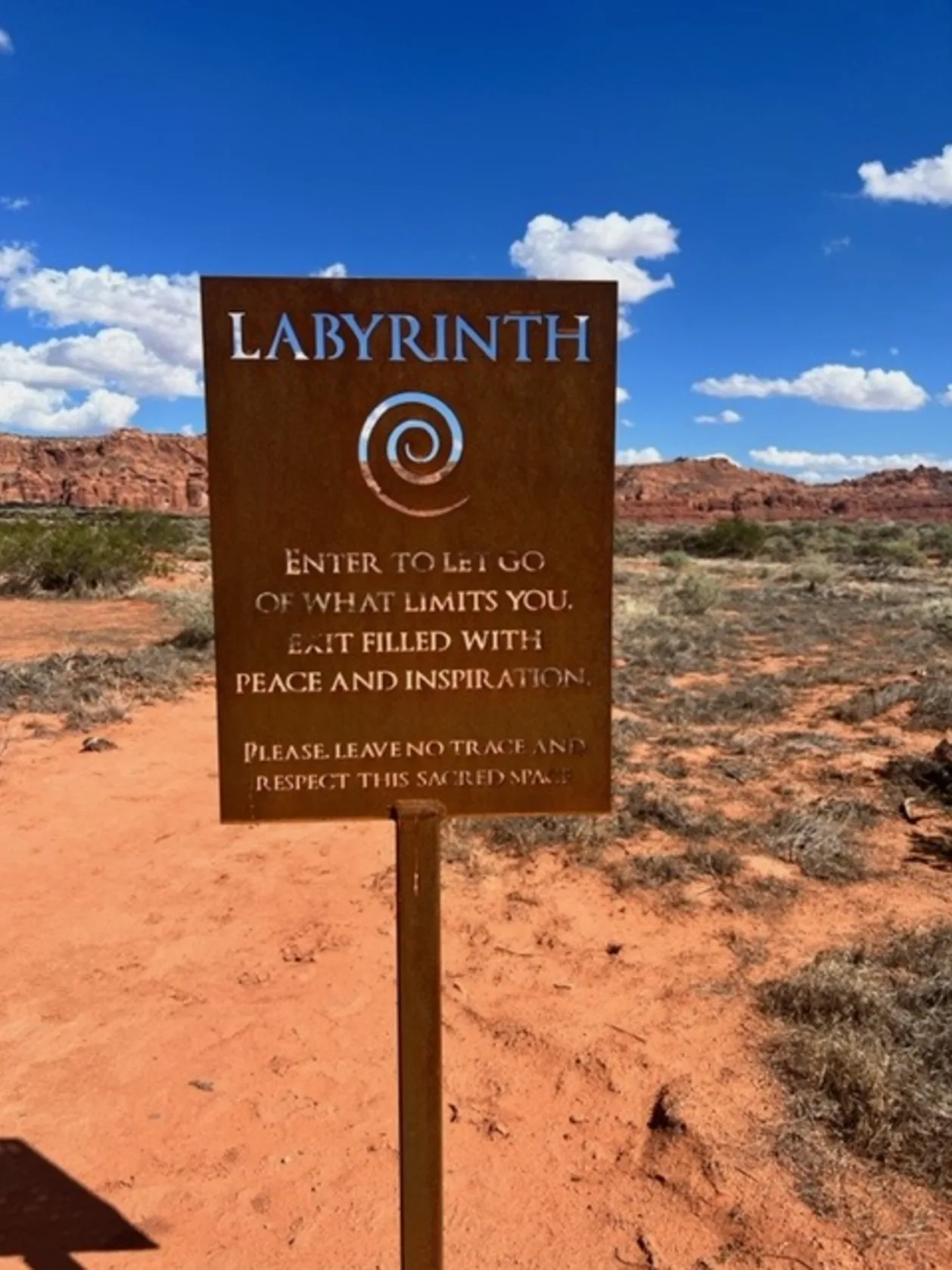 Labyrinth sign